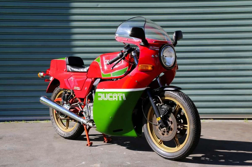 Ducati900 MHR (Mike Hailwood Replica) (1985 - 86)