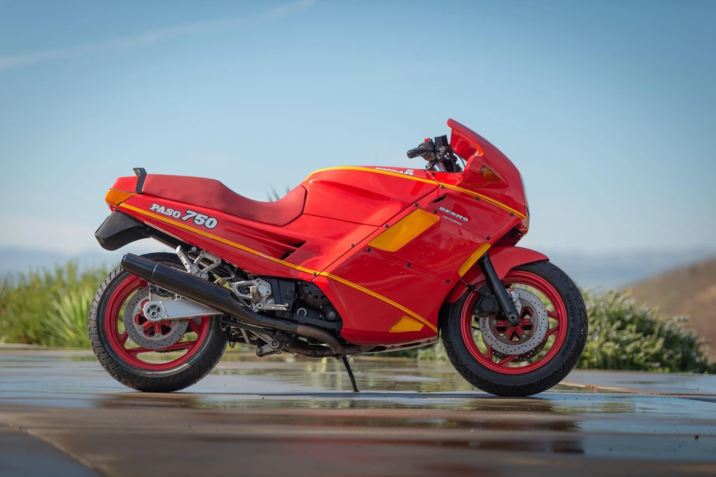 Ducati 750 Paso (1988 - 90)