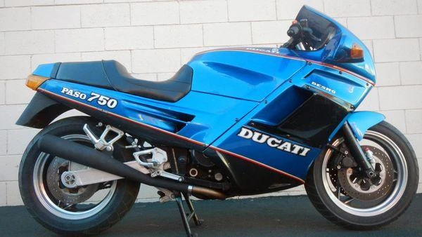 Ducati 750 Paso (1988 - 90)