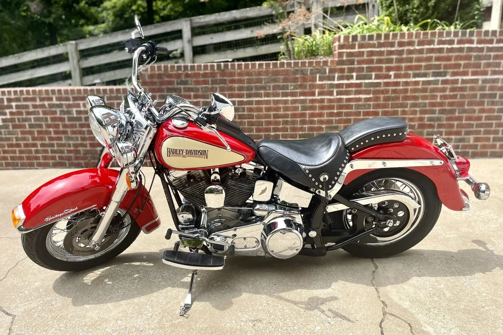 Harley Davidson FLSTC 1340 HeritageSoftail Classic (1986 -)