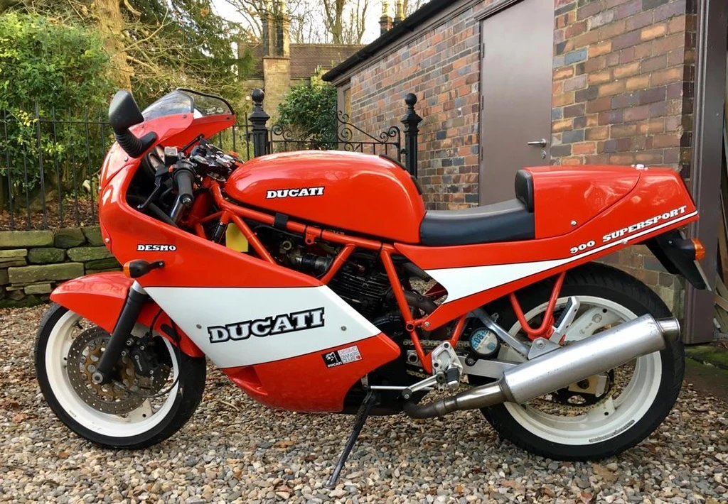 Ducati 900SS (1989)