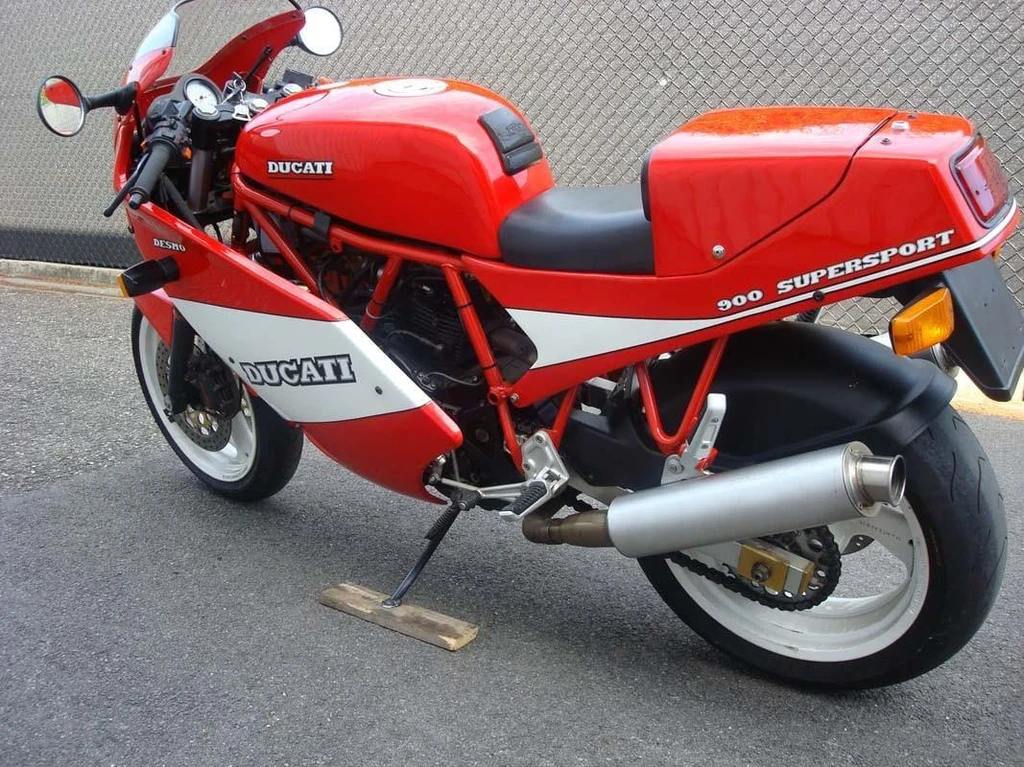 Ducati 900SS (1989)