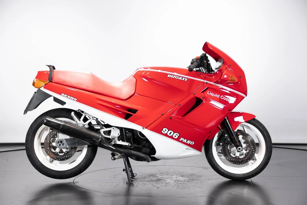 Ducati 906 Paso (1989)