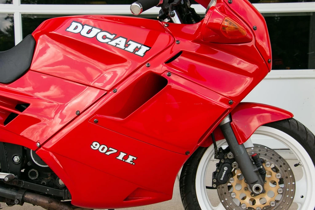 Ducati 907ie (1989)