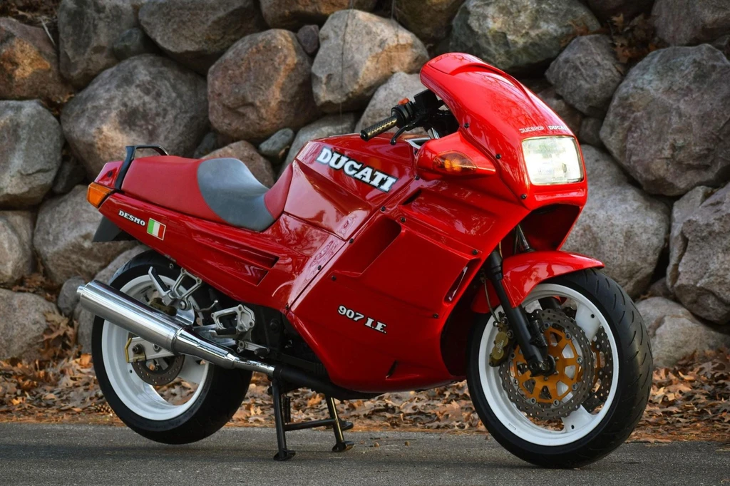 Ducati 907ie (1990)