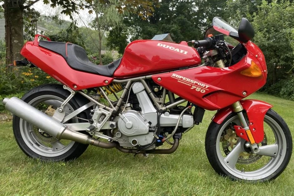Ducati 750 Supersport (Half fairing) (1992)