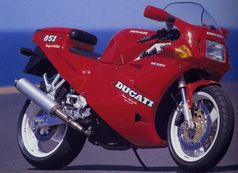 Ducati 851 Strada (1992)