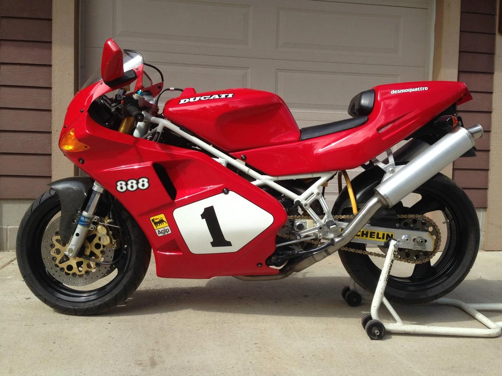 Ducati 888SPS (1992)