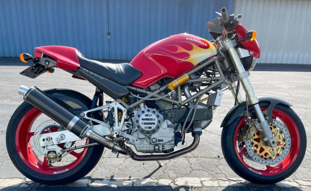 Ducati 900 Monster (1993 - 94)