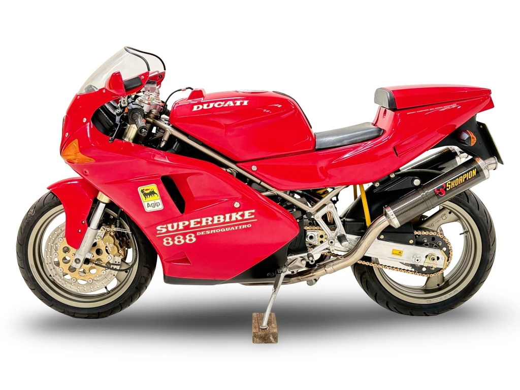 Ducati 888 Strada (1993)