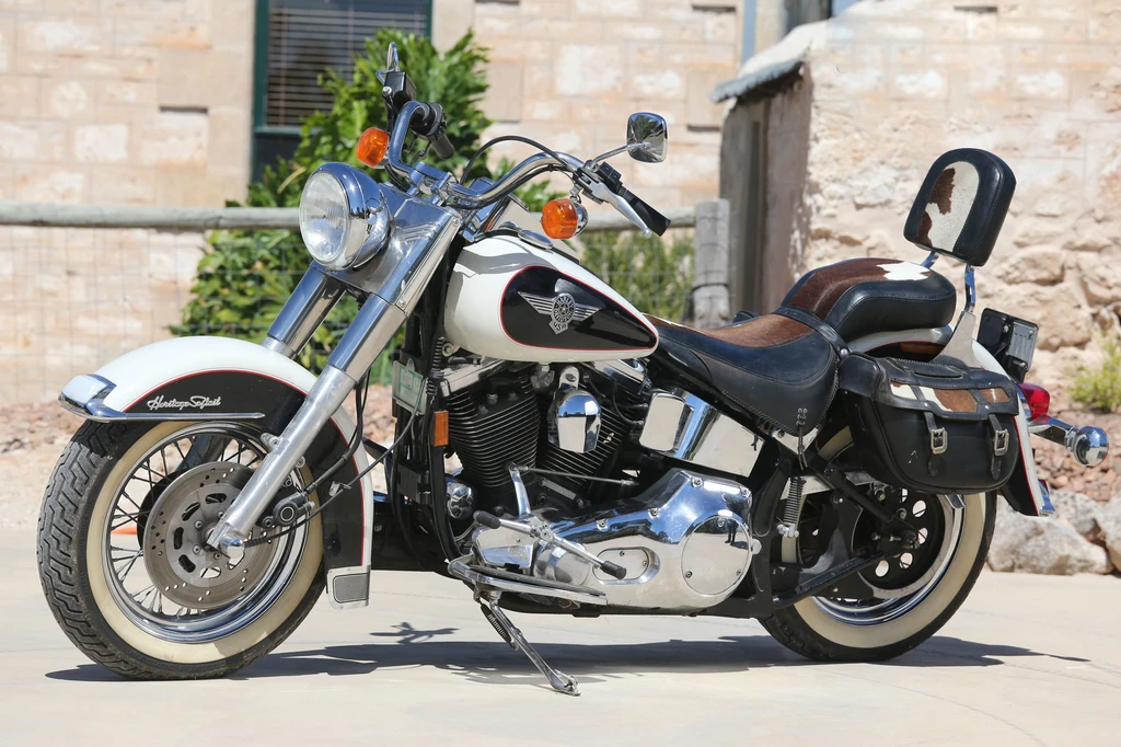 Harley Davidson FLSTN Nostalgia (Cow Glide) Limited Edition (1993)