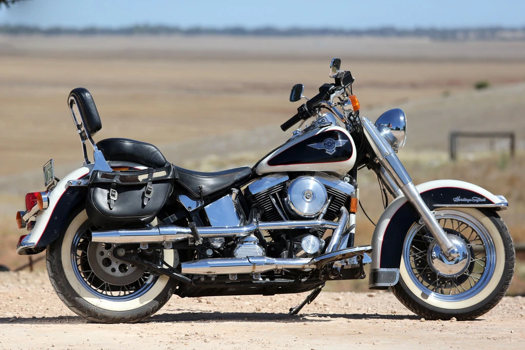 Harley Davidson FLSTN Nostalgia (Cow Glide) Limited Edition (1993)