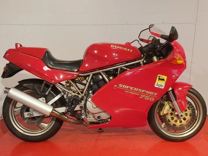 Ducati 750 Supersport (1994 - 95)