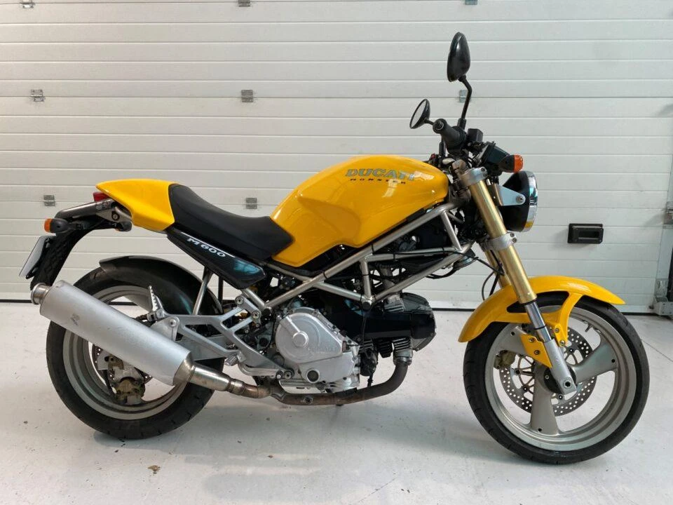 Ducati Monster 600 (1994 - 95)
