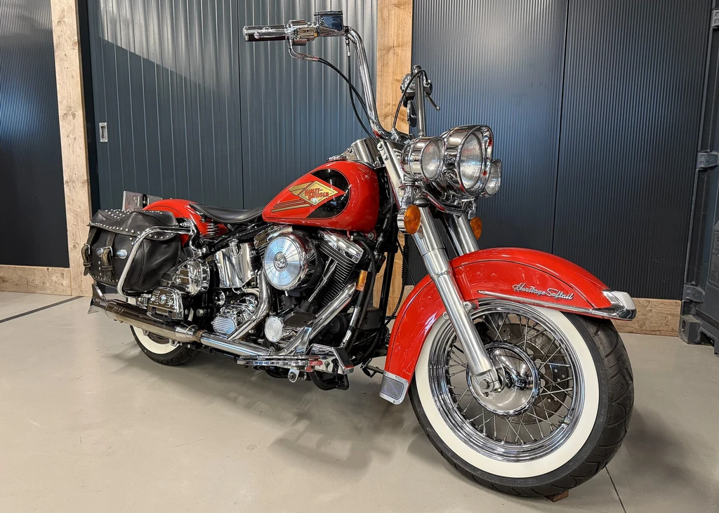 Harley Davidson FLSTC 1340 HeritageSoftail Classic (1994 -)