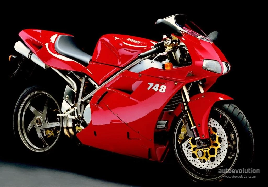 Ducati 748 Biposto (1995 - 96)