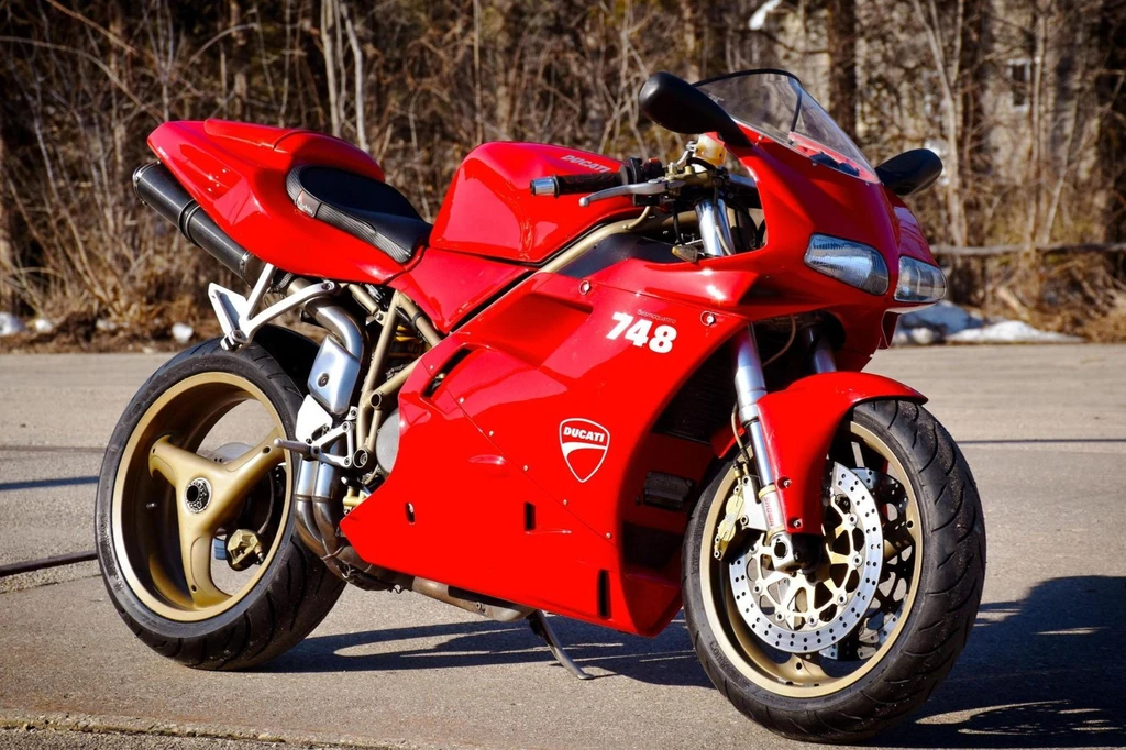 Ducati 748 Biposto (1995 - 96)