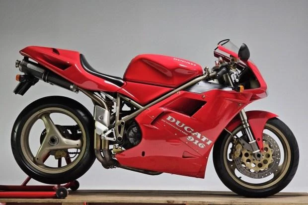 Ducati 916 (1995)