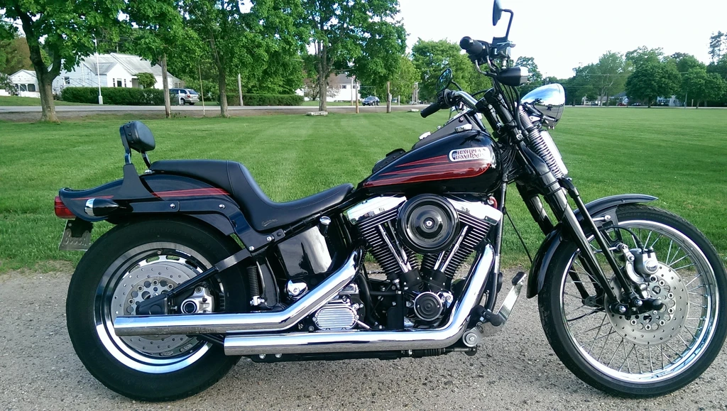 Harley Davidson FXSTSB Bad Boy (1995 - 96)