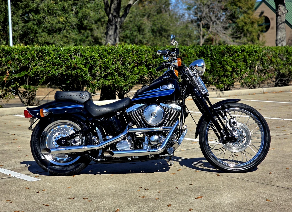 Harley Davidson FXSTSB Bad Boy (1995 - 96)