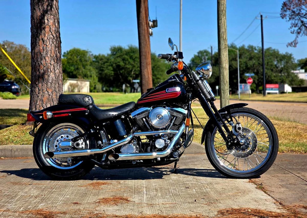 Harley Davidson FXSTSB Bad Boy (1995 - 96)