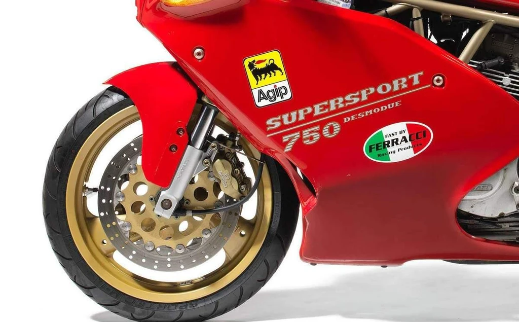 Ducati 750 Supersport (1996)