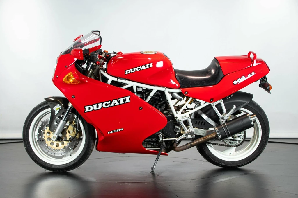 Ducati 900 SS (1996)