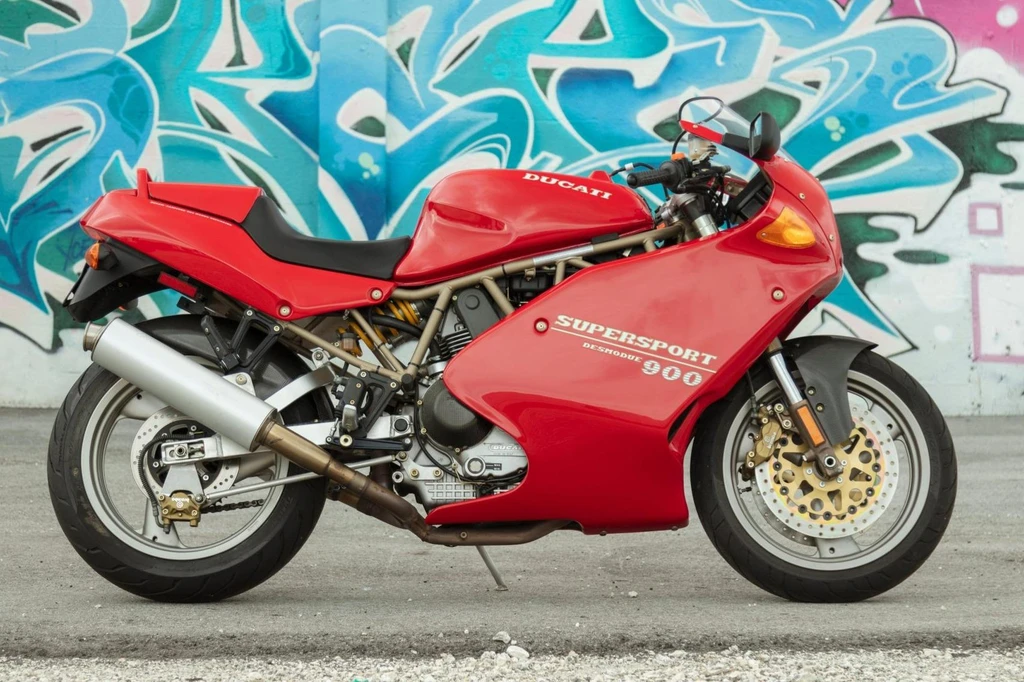 Ducati 900 SS (1996)