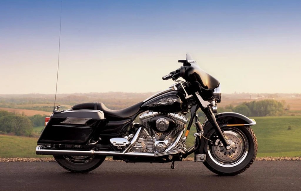 Harley Davidson FLHTElectra Glide Standard (1995)