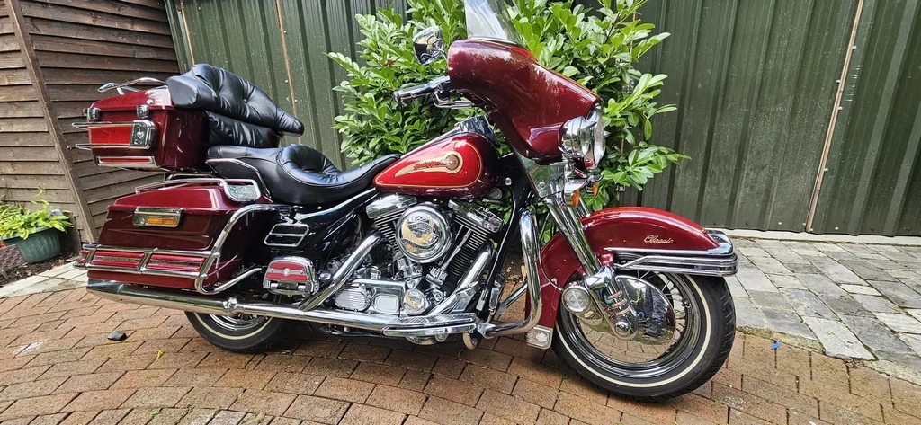 Harley Davidson FLHTC Electra Glide Classic (1994 - 98)
