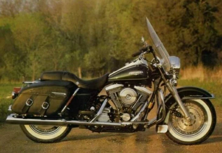 Harley Davidson FLTR Road Glide (1996 - 98)