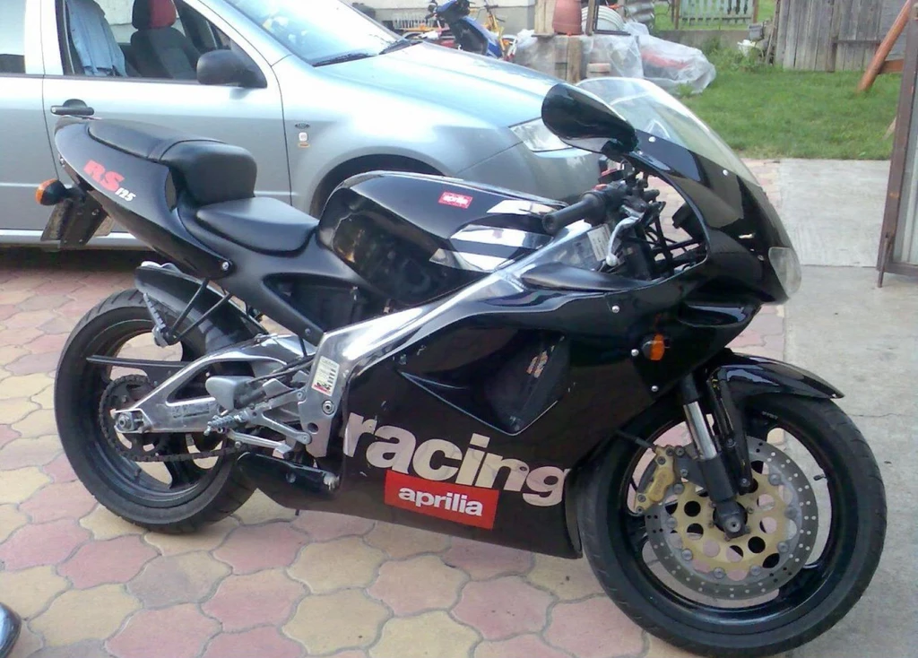 Aprilia RS 125 R (1997 - 98)
