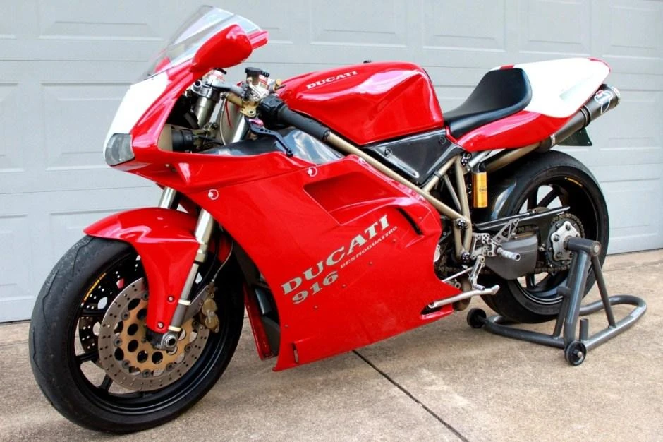 Ducati 916 (1997)