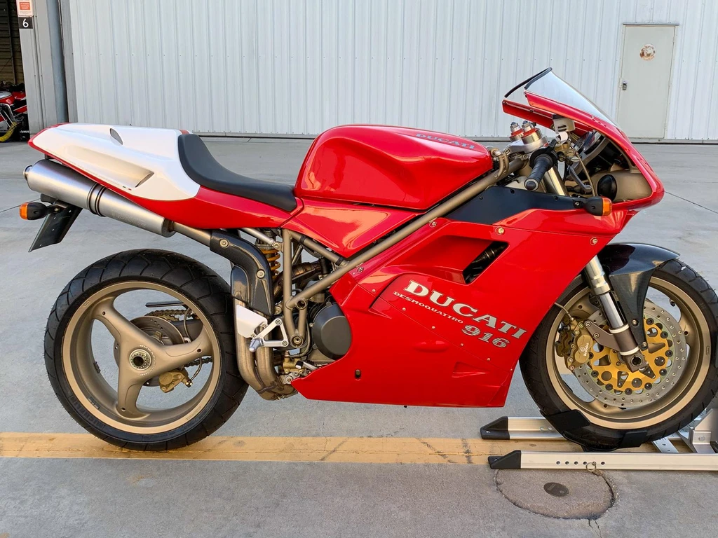Ducati 916 SPS (1997)