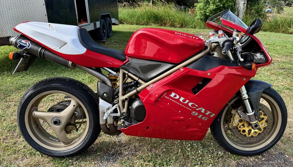 Ducati 916 SPS (1997)