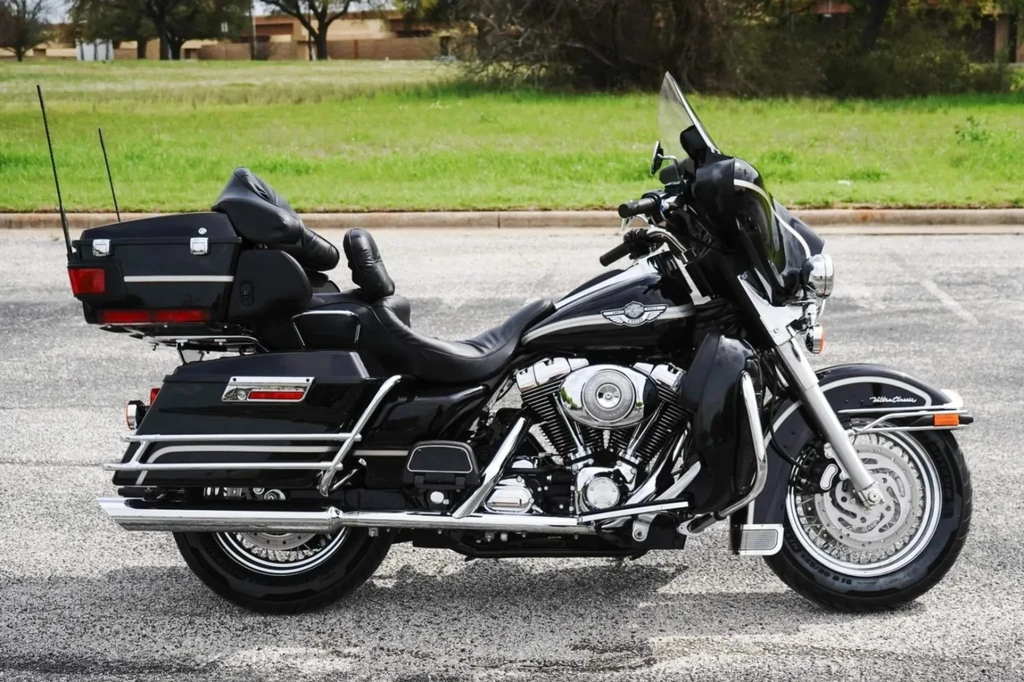 Harley Davidson FLHTCU/I Electra Glide Ultra Classic (1994 - 98)