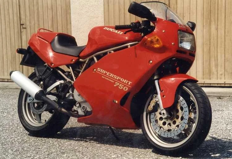 Ducati 750 Supersport (1998)