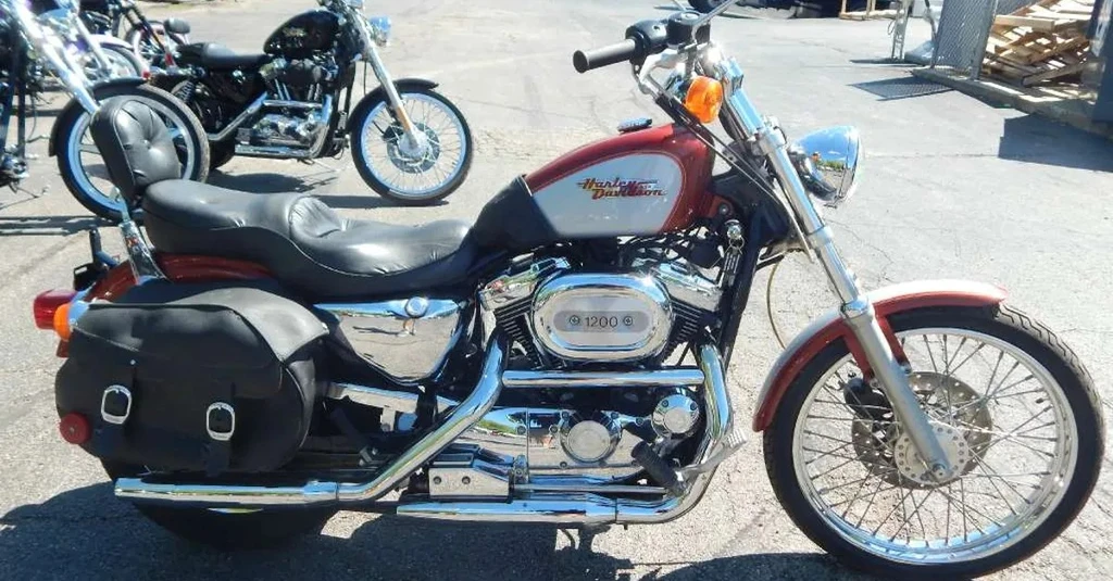 Harley Davidson XL 1200C Sportster Custom (1998 - 99)