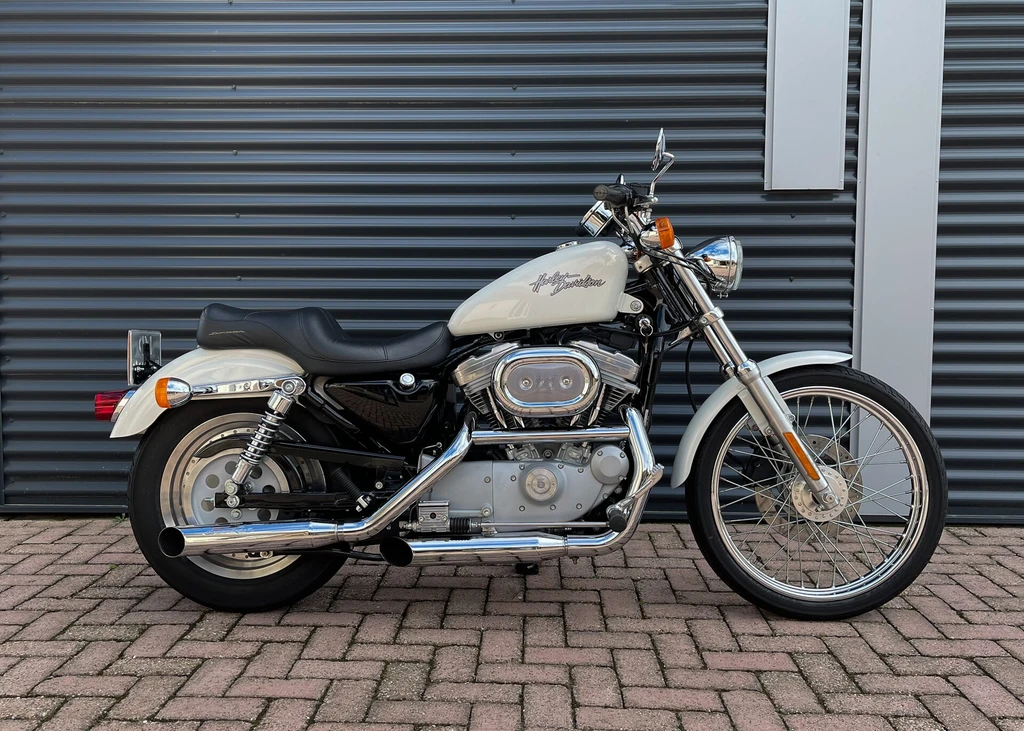 Harley Davidson XL 883 Sportster (1997 - 98)