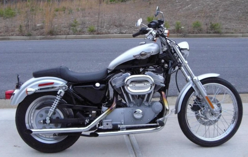 Harley Davidson XL 883C Sportster Custom (1998 - 99)