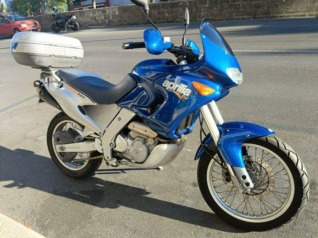 Aprilia Pegaso 650 (1999 - 2000)