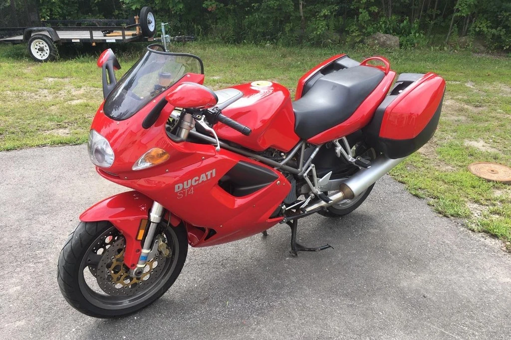 Ducat ST4 (1999 - 2000)