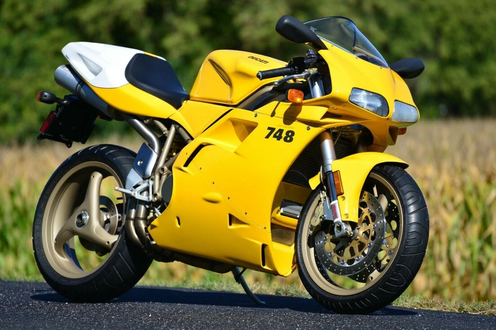 Ducati 748SPS (1999 - 2000)