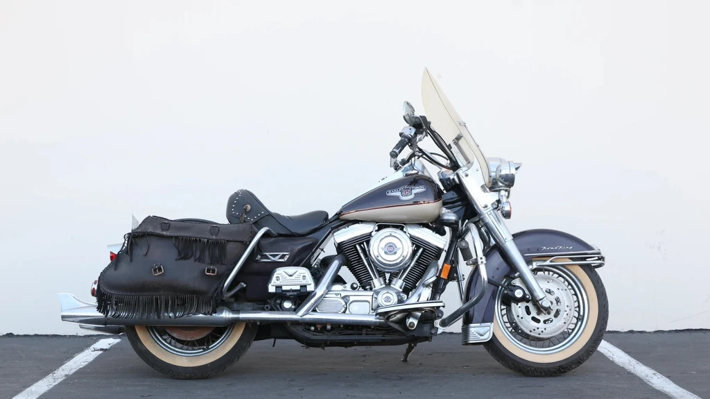 Harley Davidson FLTR Road Glide95th Anniversary Edition (1998)