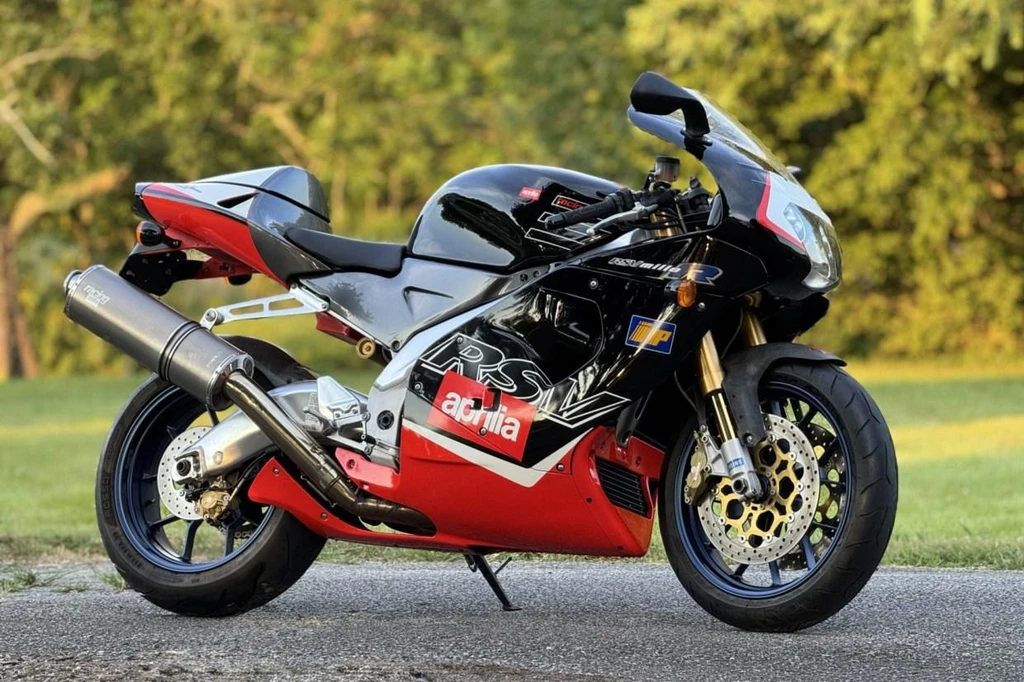 Aprilia RSV 1000 Mille (2000)