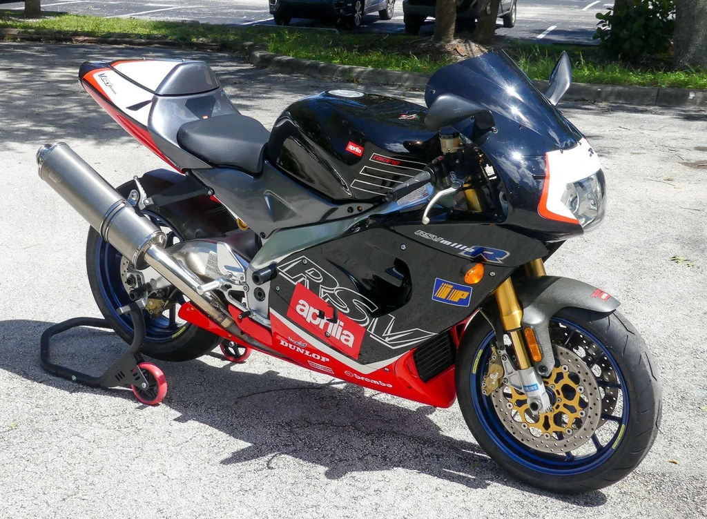 Aprilia RSV 1000 Mille SP (2000)