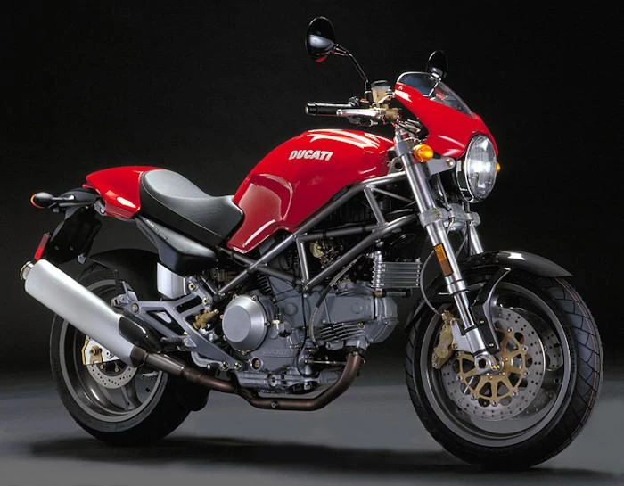 Ducati 900 Monster (2000)
