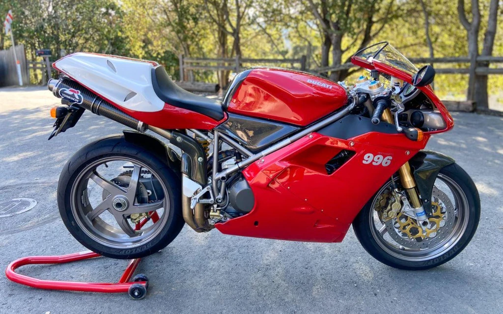 Ducati 996SPS (2000)