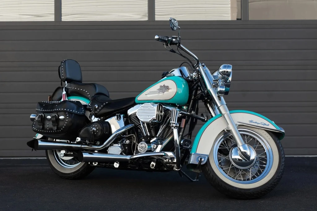 Harley Davidson FLSTC/I Heritage Softail Classic (1999 - 2001)