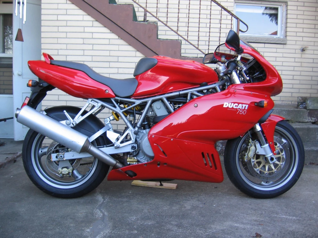 Ducati 750SS ie (2001 - 2002)